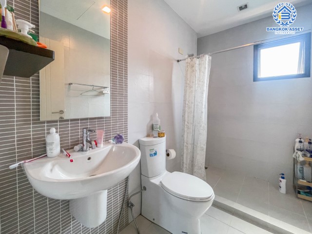 *****บ้านเดี่ยวมือสอง ม.เศรษฐสิริ ราชพฤกษ์-จรัญฯ12 ดีไซน์สุดโดดเด่น เนื้อที่ 69.9 ตร.ว. ฟังก์ชัน 3 ห้องนอน 3 ห้องน้ำ จอดรถได้ 2 คัน แถมฟรี ! เครื่องปรับอากาศ 3 เครื่อง บนทำเลเดินทางสะดวก เชื่อมต่อถนนราชพฤกษ์, ถนนจรัญสนิทวงศ์, ถนนพรานนก, ถนนบรมราชชนี ใกล้เซ็นทรัลปิ่นเกล้า